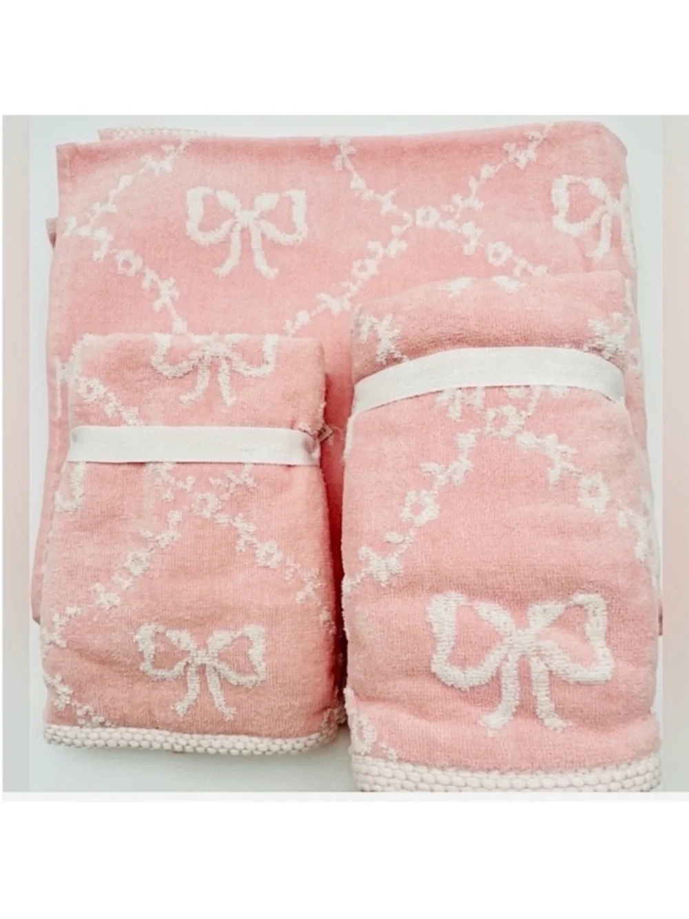 🆕- Laura Ashley Viral Coquette Bow Plush Bath, Hand & Fingertip Towel Set. NWT